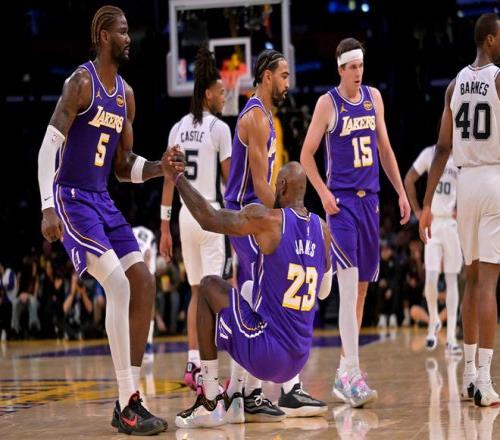 巅峰对决,实力对决,一触即发,PP电子,PP电子模拟器官方网站,PP电子app,PP电子模拟器登录入口,PP电子模拟器注册